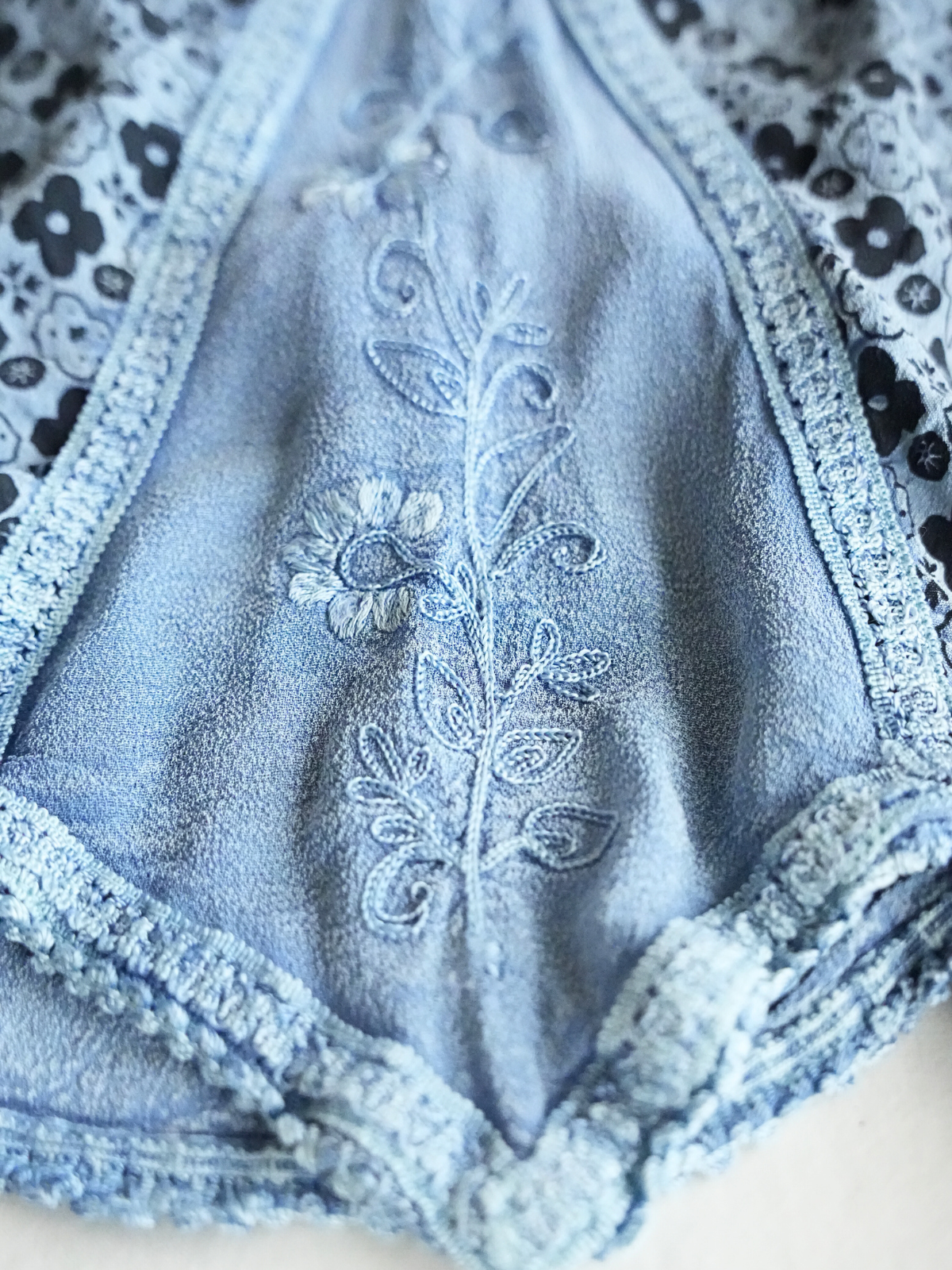 Floral Lace Panel Top - L