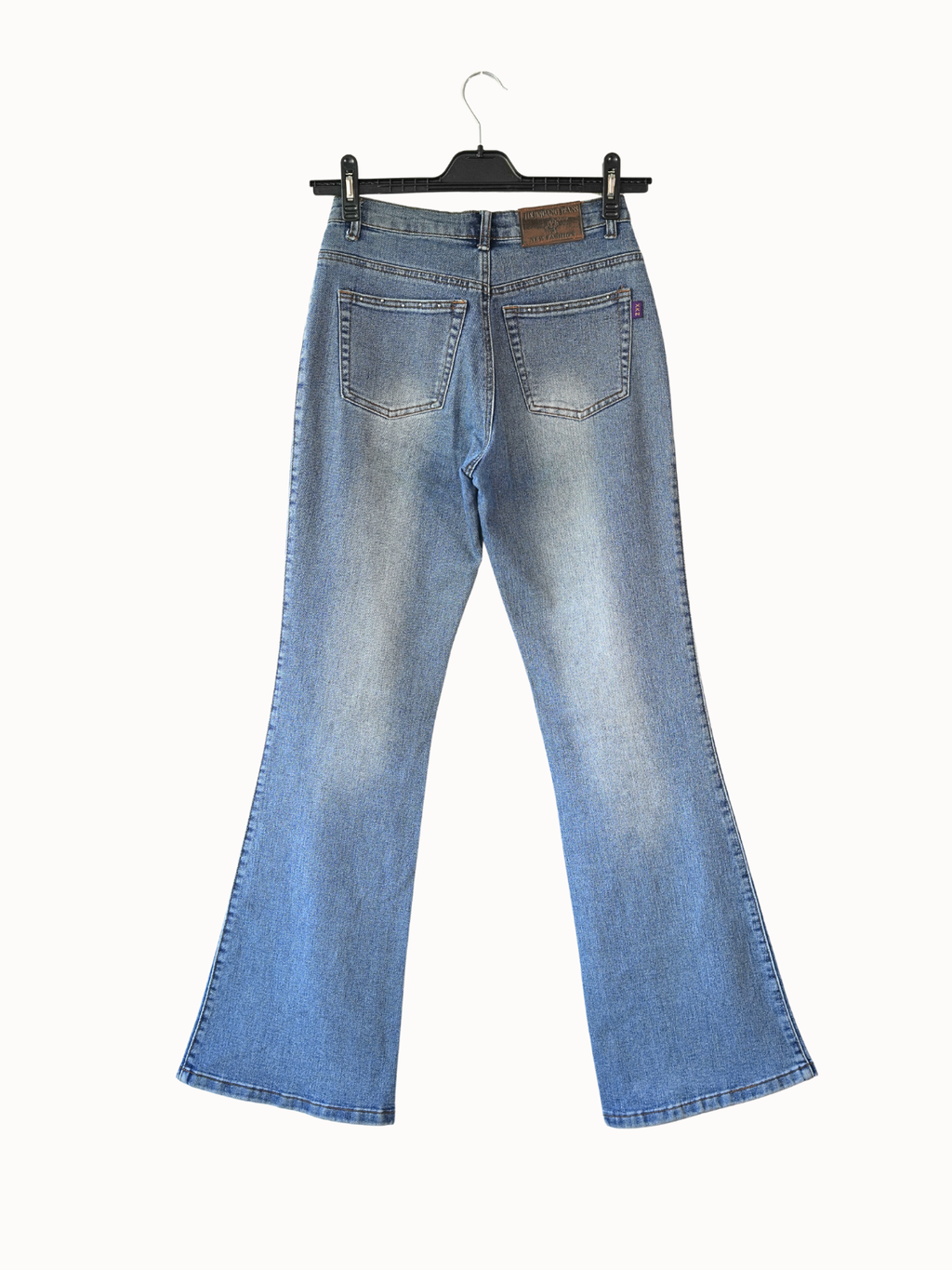 Curved Stitch Flare - 40