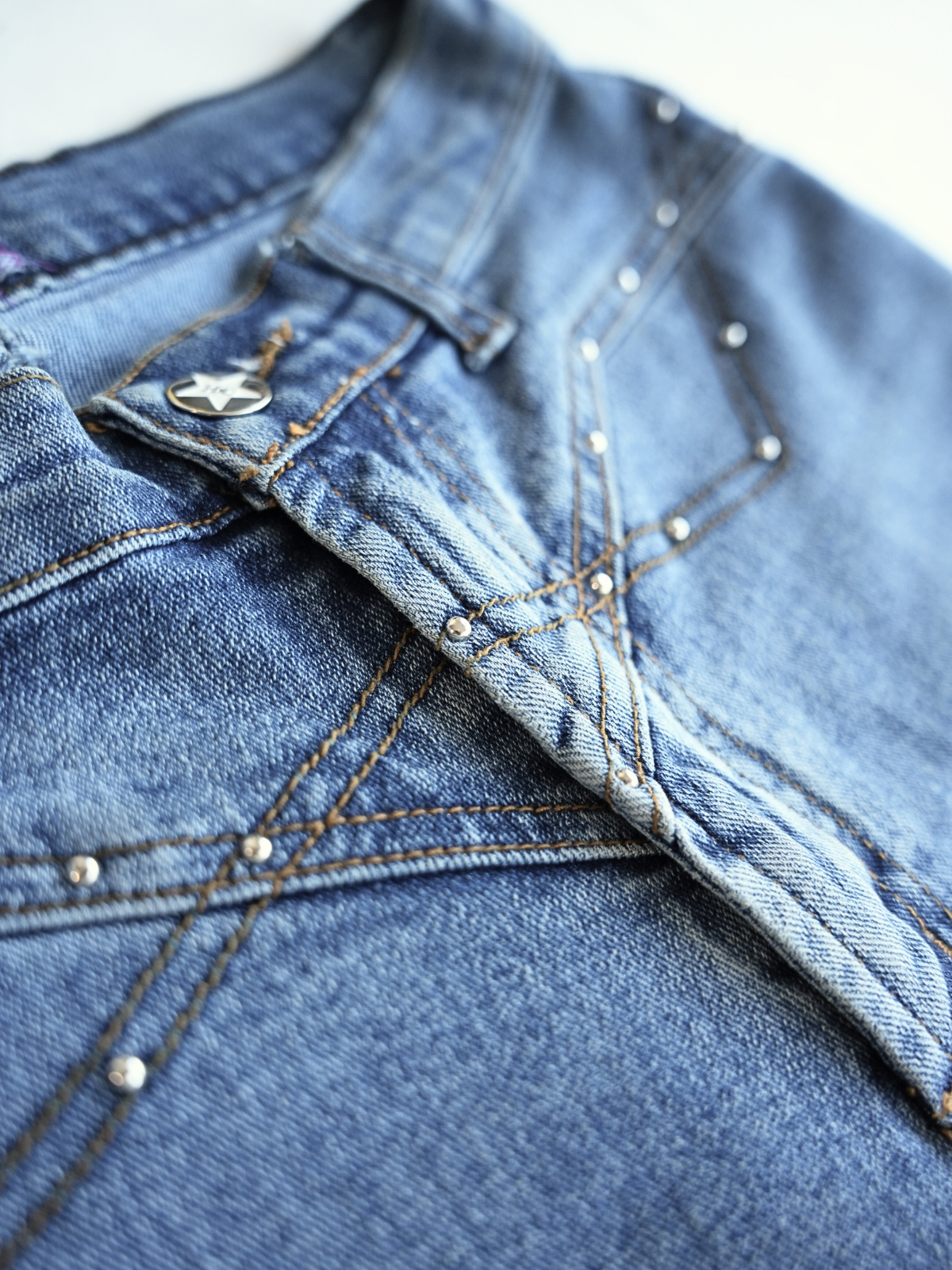 Curved Stitch Flare - 40