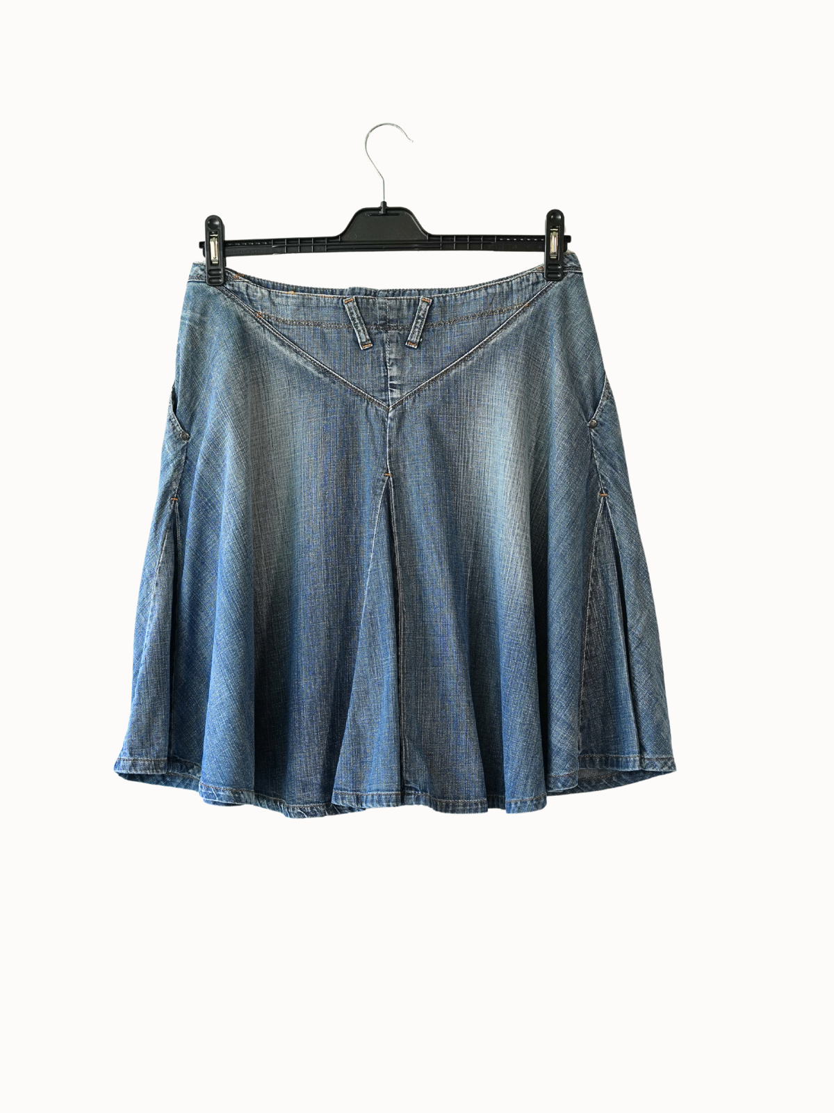 V-Cut Swing Skirt - L/XL