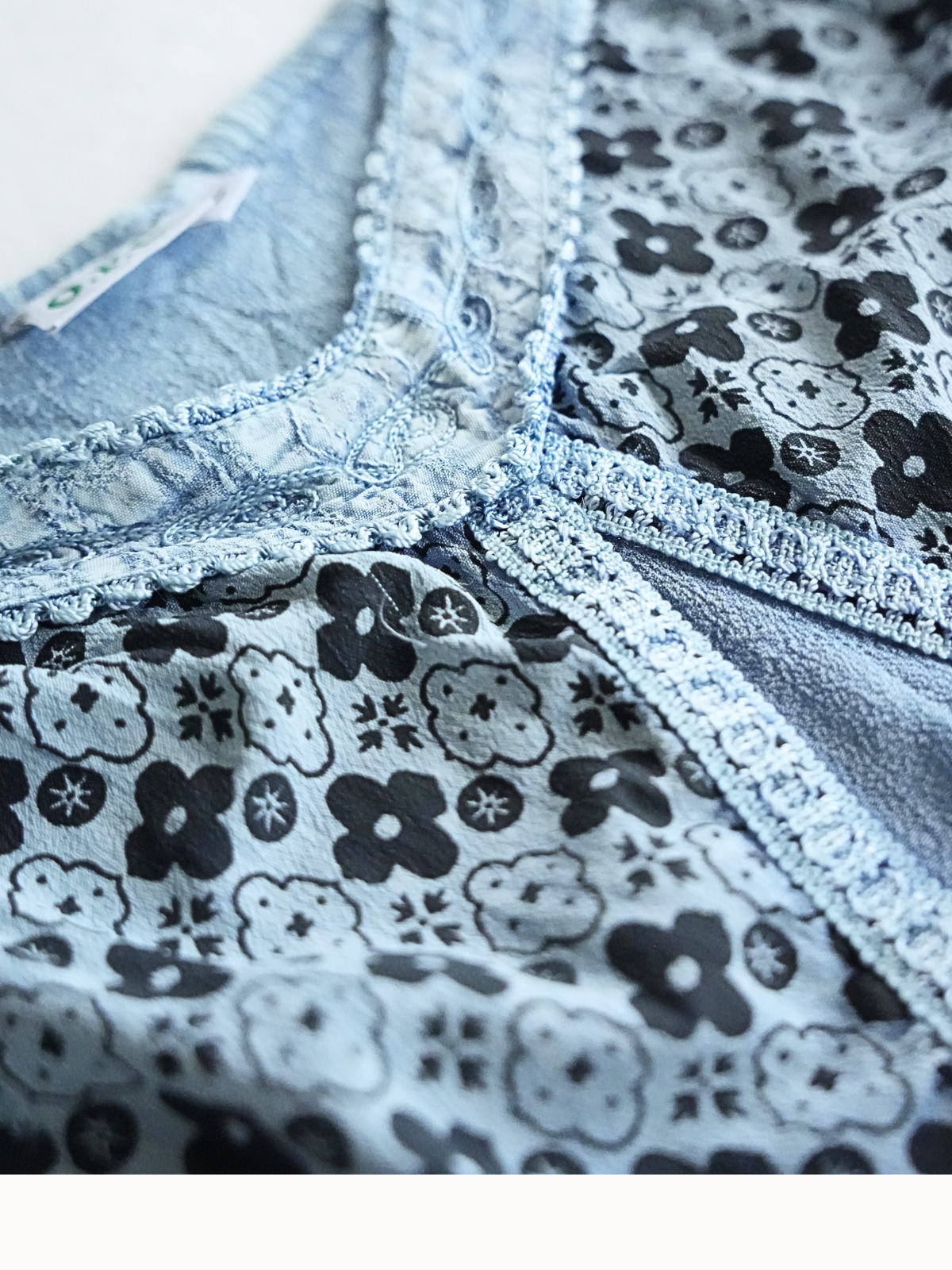 Floral Lace Panel Top - L