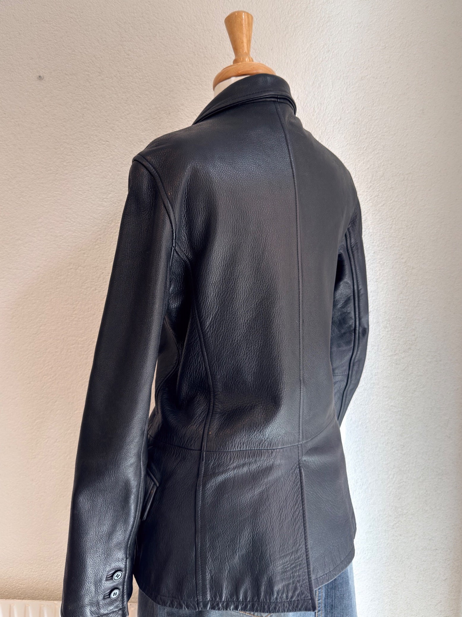 Minimalist Leather Blazer Black