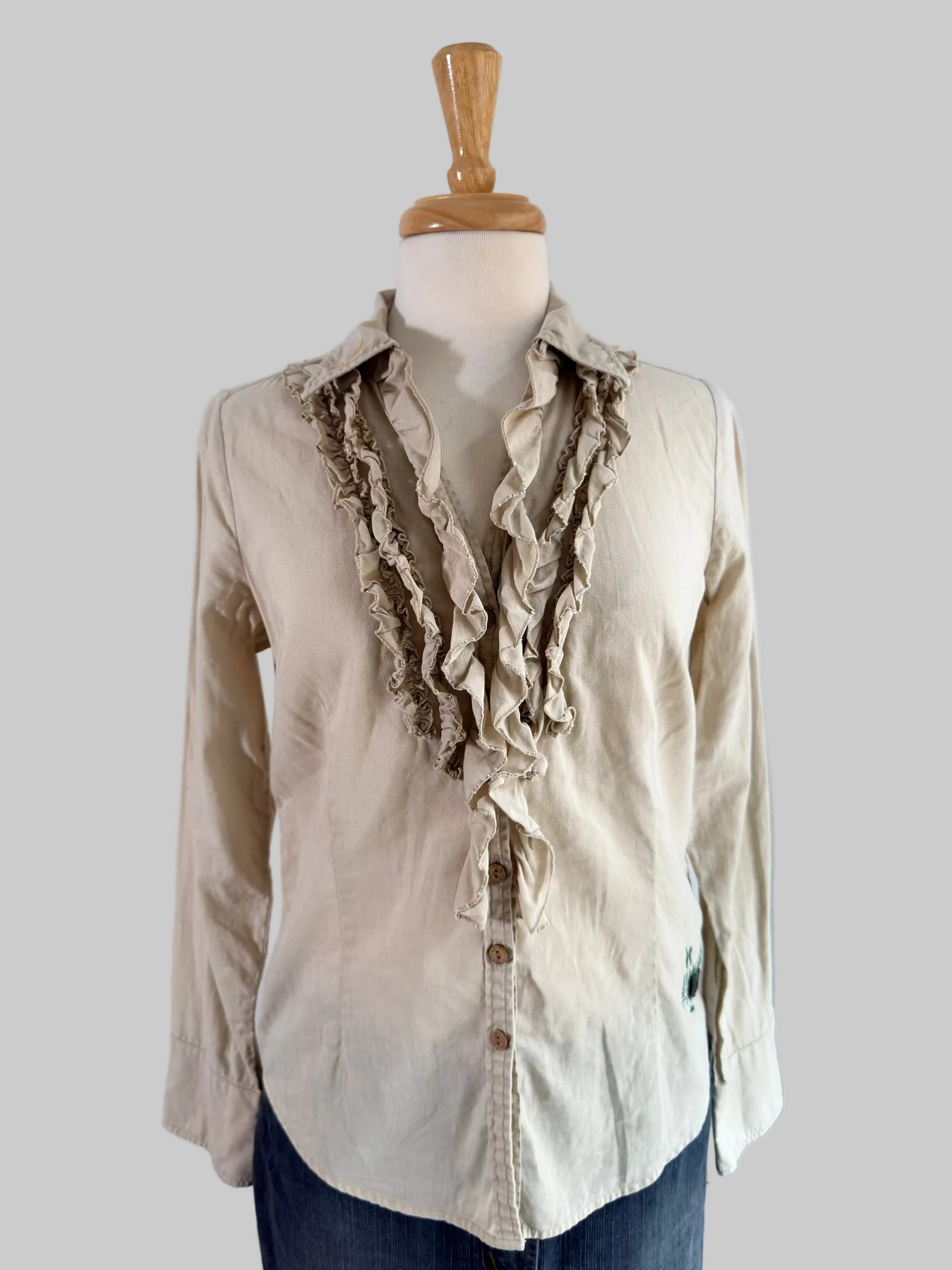 Beige Blus med Volanger