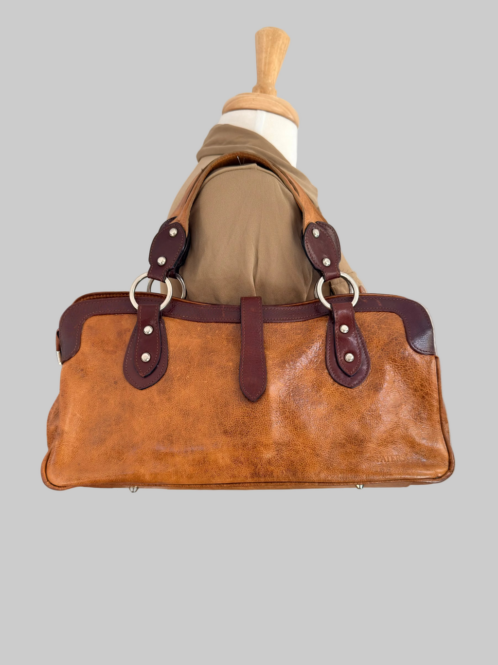 Vintage Brun Läderväska – Tidlös & Elegant Axelväska