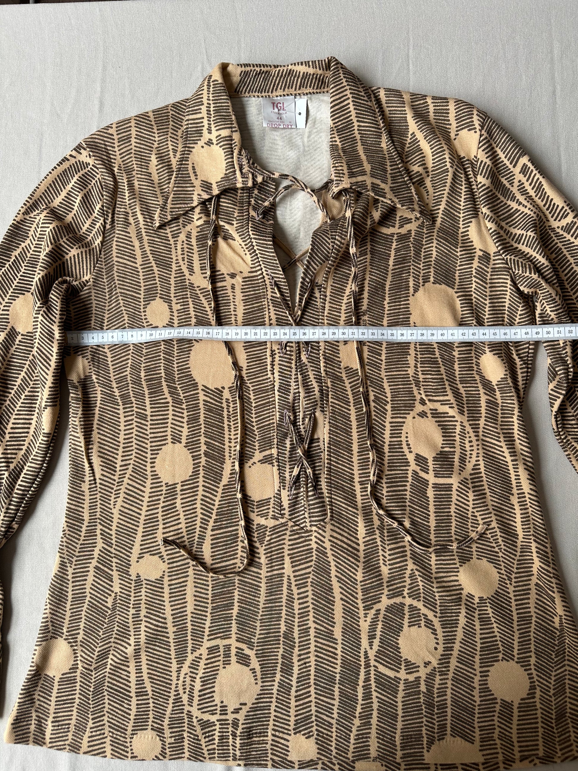 Vintage Style Blus – Brun